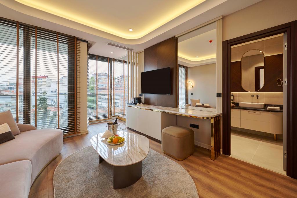 Luxury Suit Oda, Deniz Manzaralı