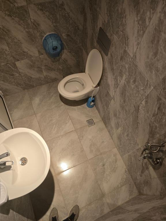 Aile Odası,Bahçe veya Sokak Manzaralı,2. Kat