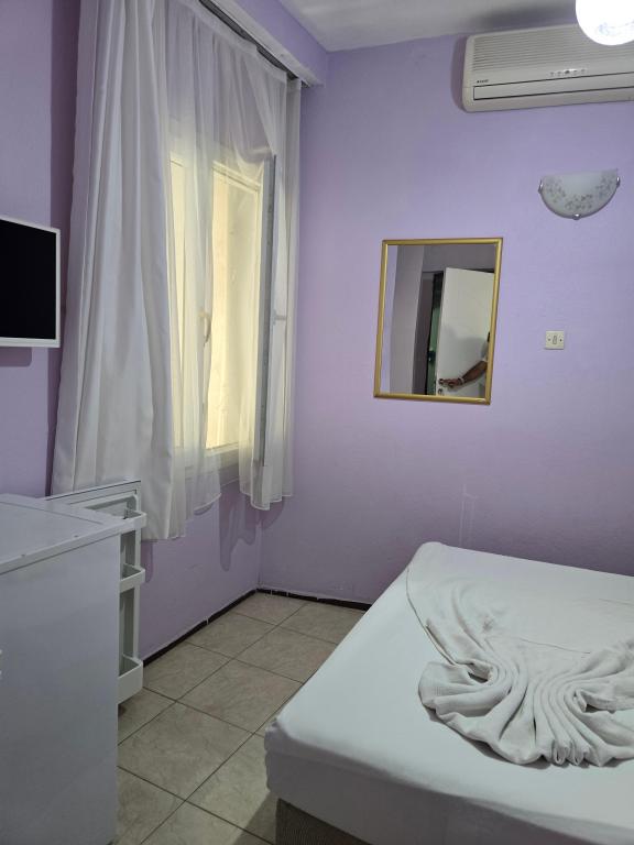 Ekonomik Oda,Avlu Manzaralı,Bahçe Katı