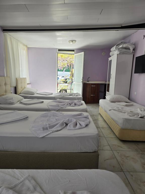 Aile Odası,Bahçe veya Sokak Manzaralı,Balkonlu