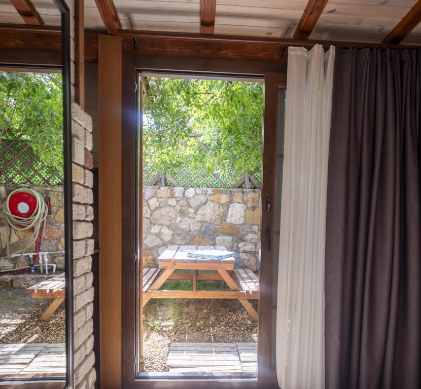 Bungalov, Bahçe Manzaralı