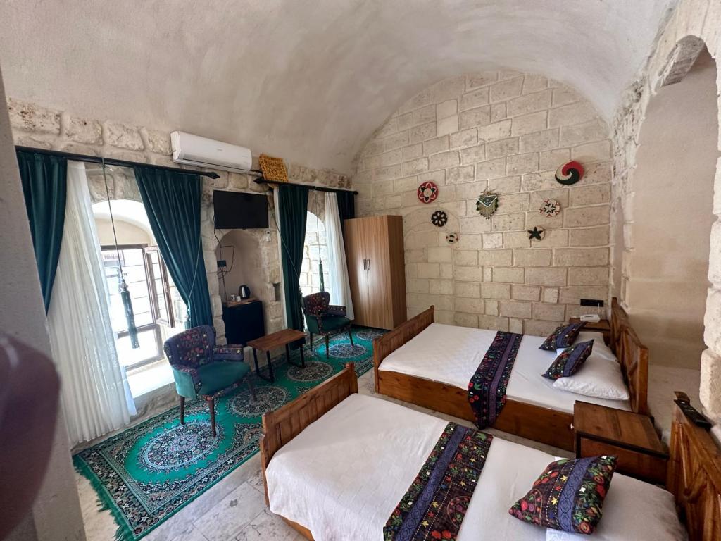 Matiate,Avlu Manzaralı,Balayı