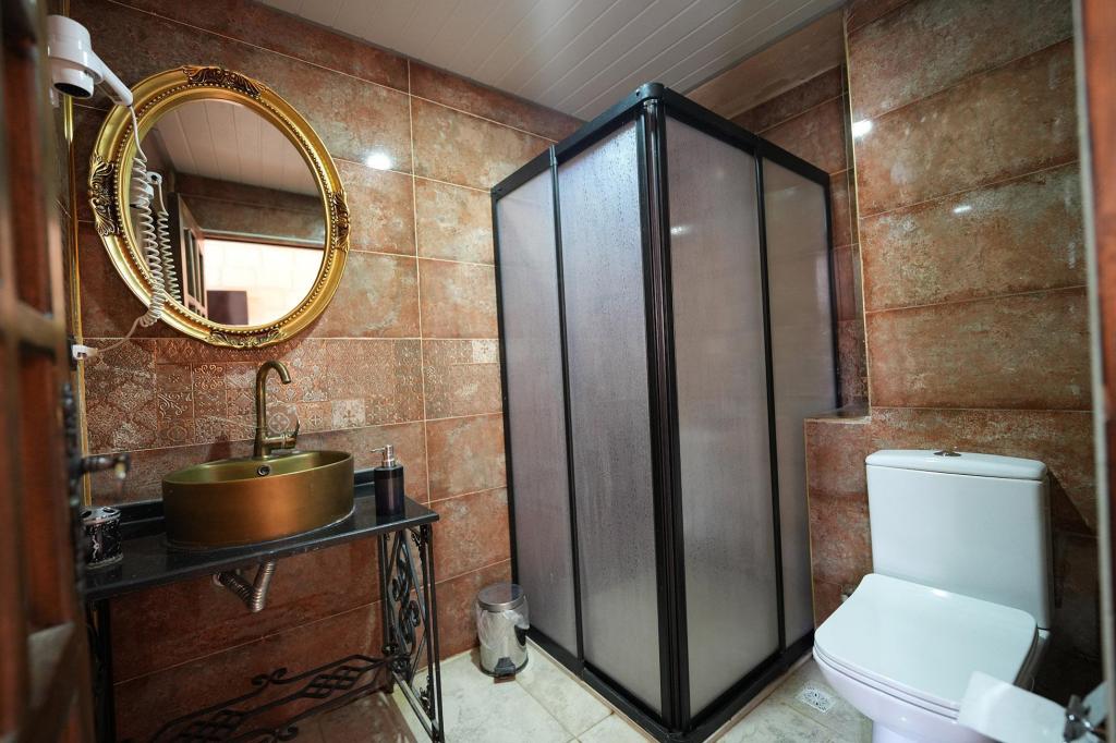 Dara,Avlu Manzaralı,Klimalı