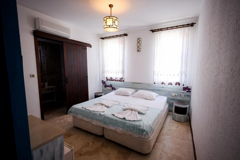 Family Room, Garden View