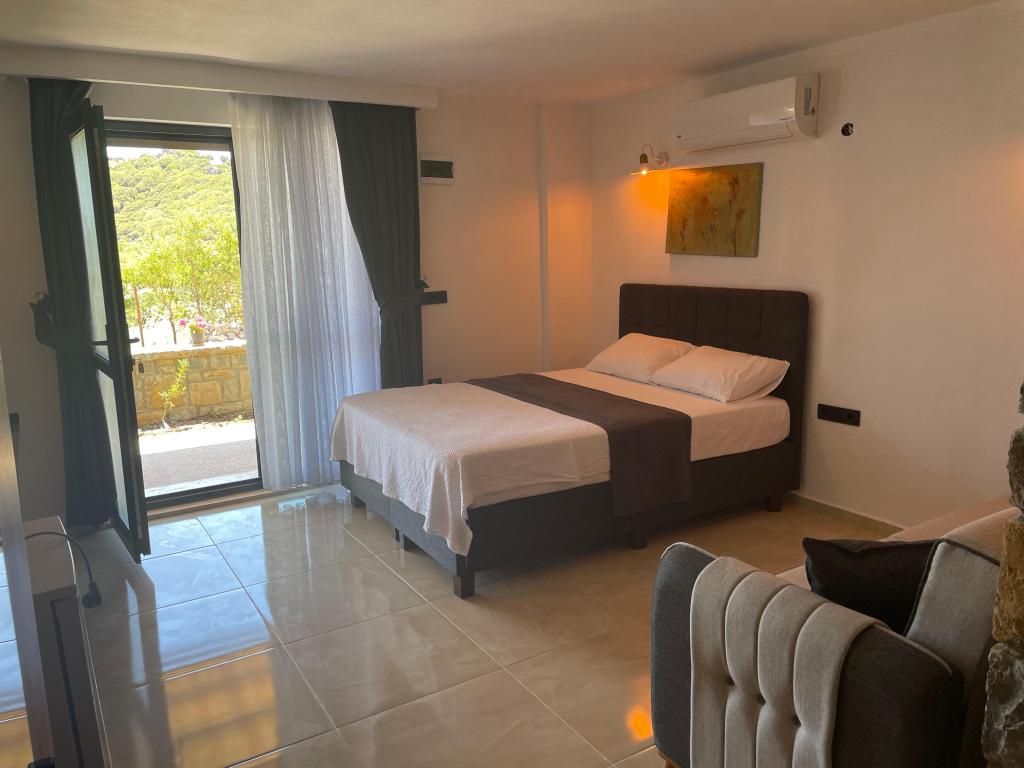 Patio Garden Floor Room, Garden View