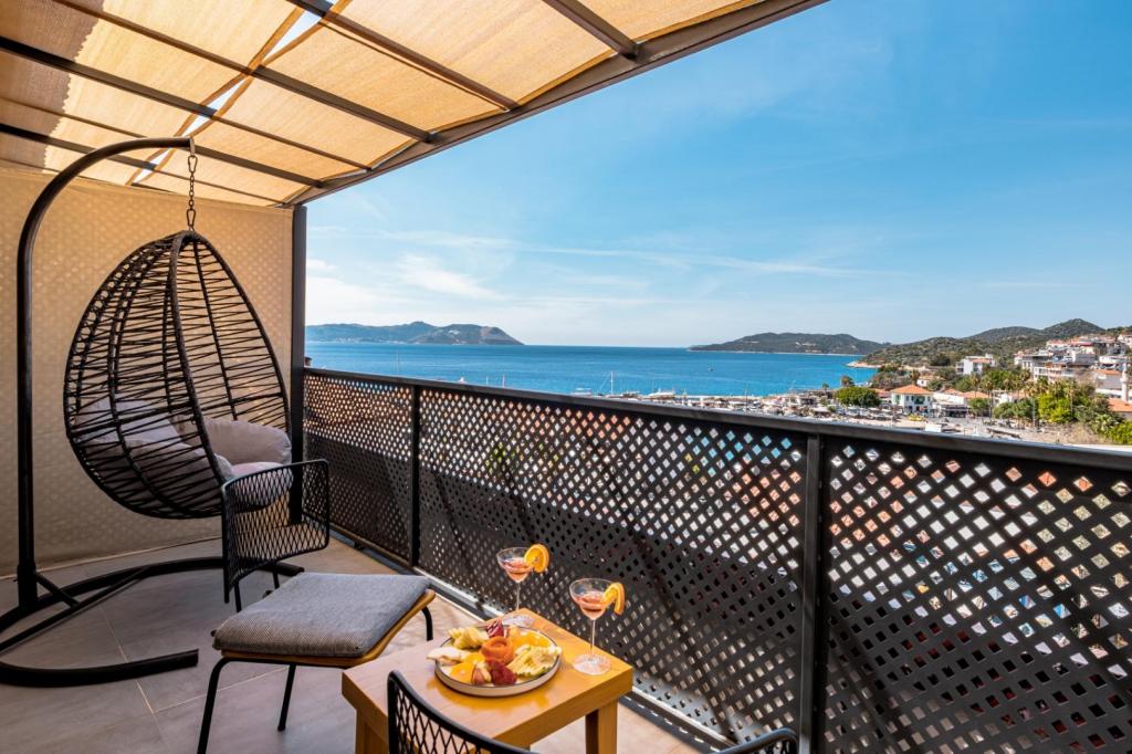 Teras Suit Oda, Deniz Manzaralı (Teraslı)