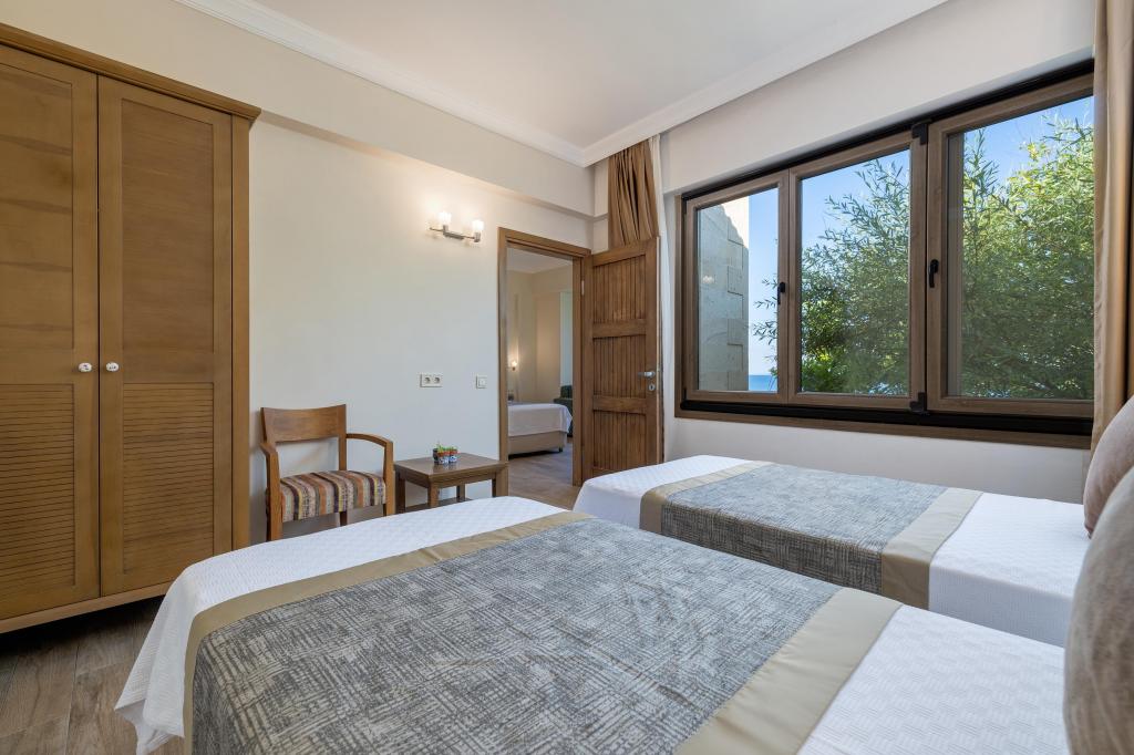 Aile Odası,Bahçe Manzaralı