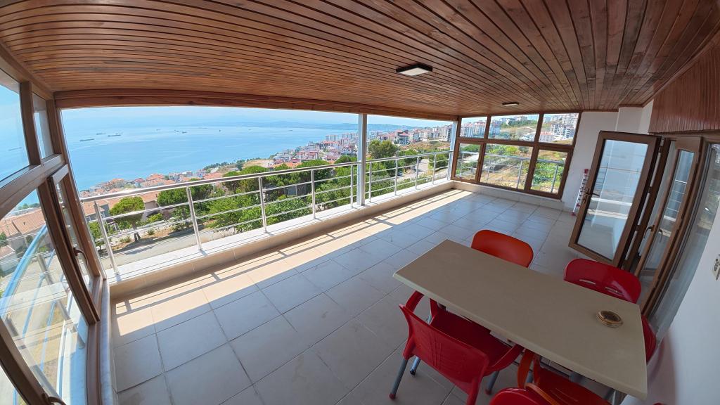 Daire-İki Yatak Odalı,Deniz Manzaralı