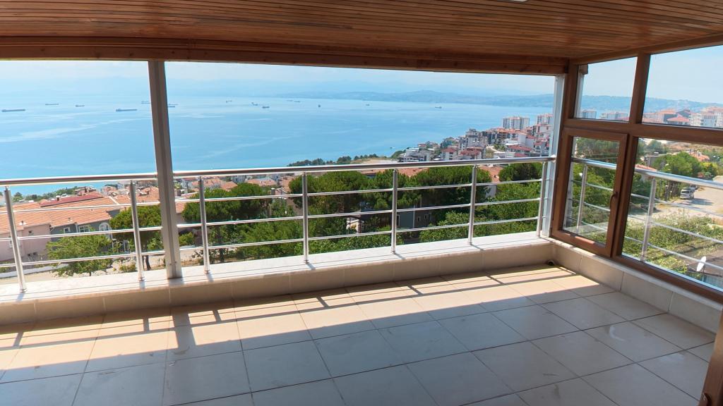 Daire-İki Yatak Odalı,Deniz Manzaralı