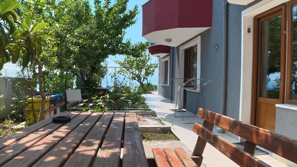 Ekonomik Oda,Bahçe Manzaralı,Balkonsuz