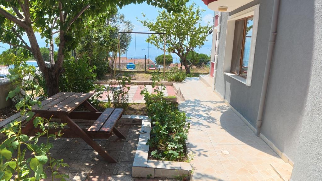 Ekonomik Oda,Bahçe Manzaralı,Balkonsuz