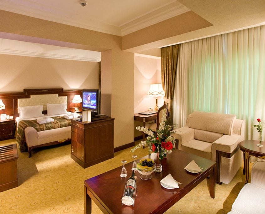 Suite Room, City View