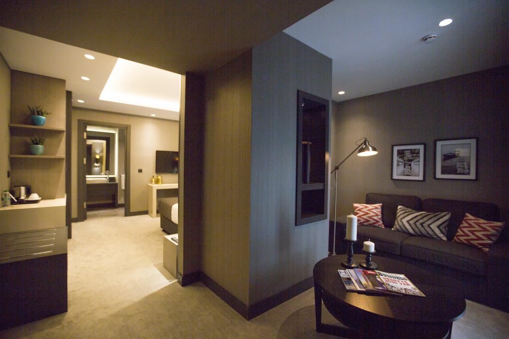 Corner Suit Oda, Şehir Manzaralı