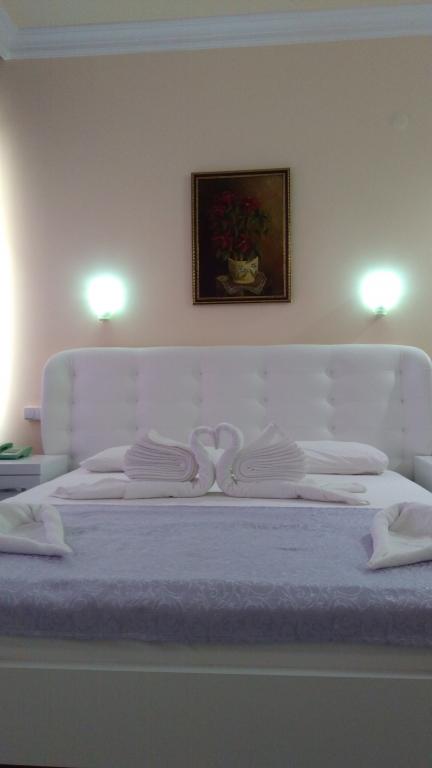 Standard Room, Partial Sea View (3 Person, Balcony)