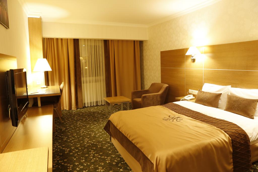 Standart Oda, Şehir Manzaralı