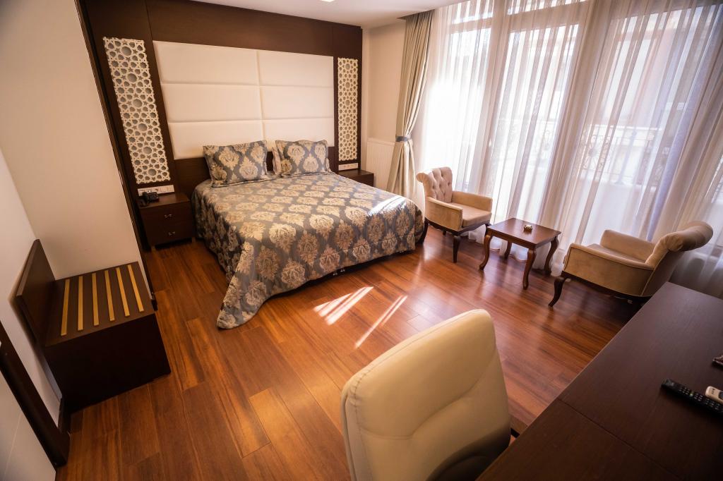 Standart Oda, Bahçe Manzaralı