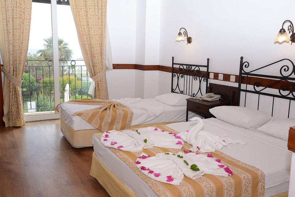 Standard Room, Garden View (3 Person, Without Balcony)