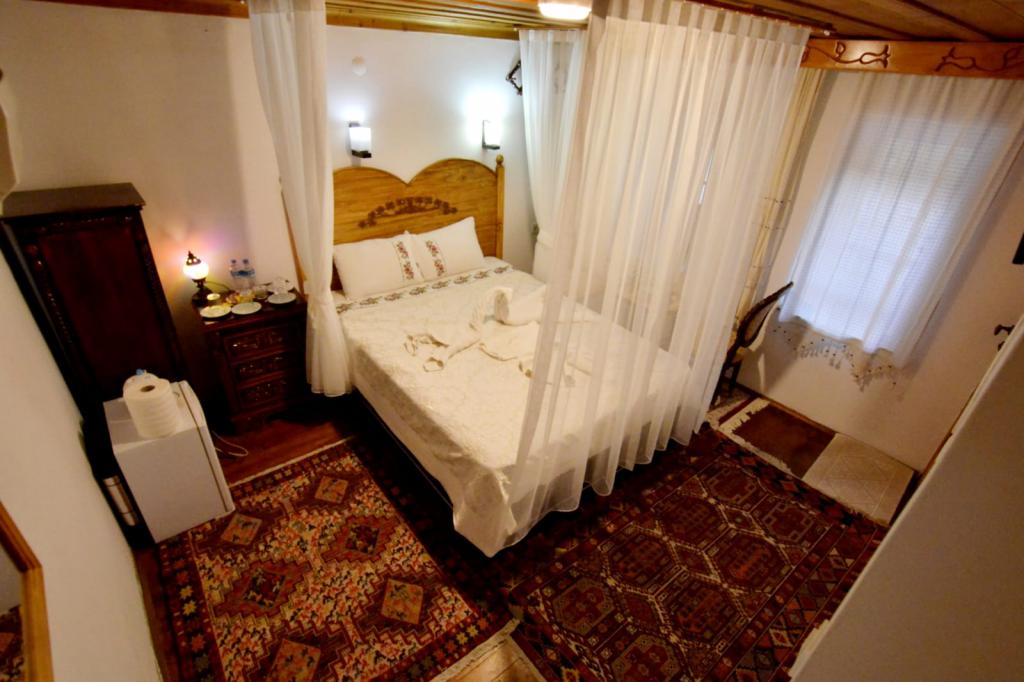 Standart Oda,Dağ Manzaralı
