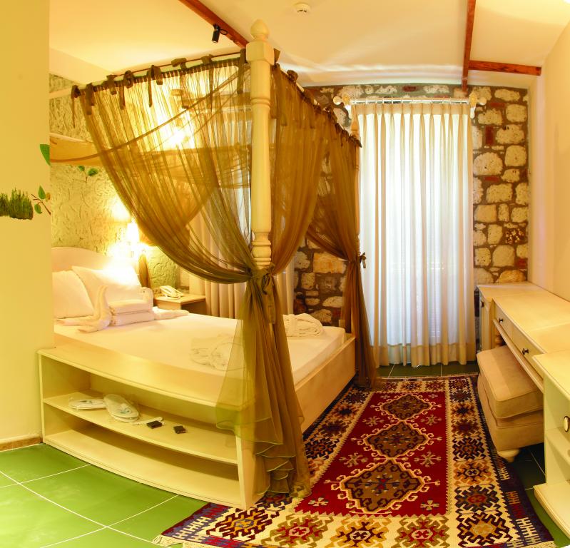 Superior Room, Garden View