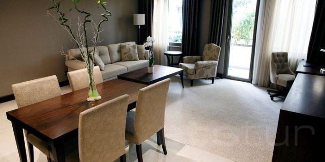 Suit Oda, Şehir Manzaralı