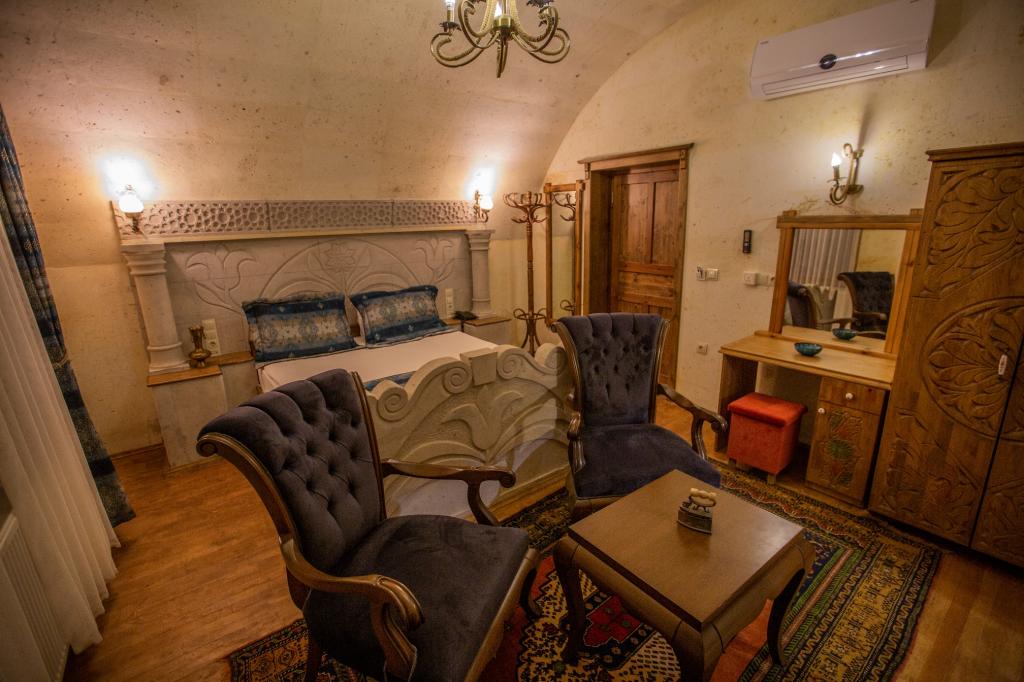 Ekonomik Oda, Havuz Manzaralı (Balkonlu)