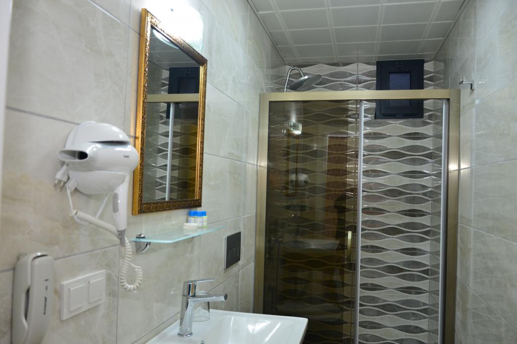 Standard Room, Land View (3 Person)