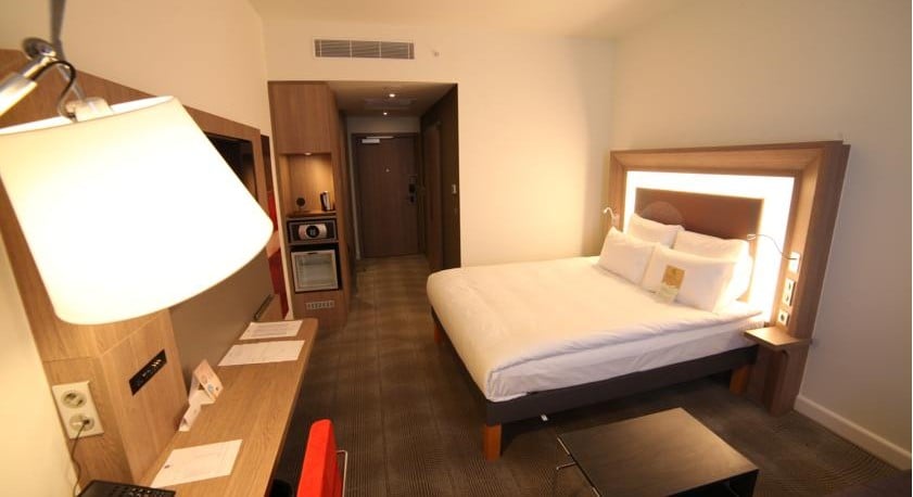 Superior Oda, Şehir Manzaralı