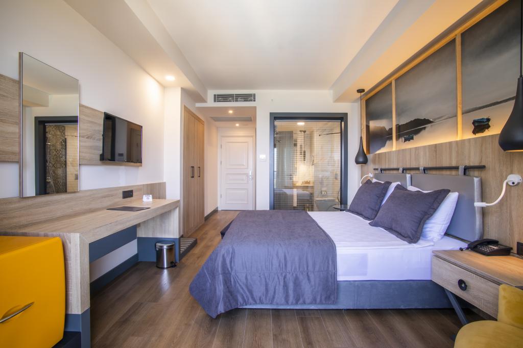 Standard Room, Sea View (Without Balcony)