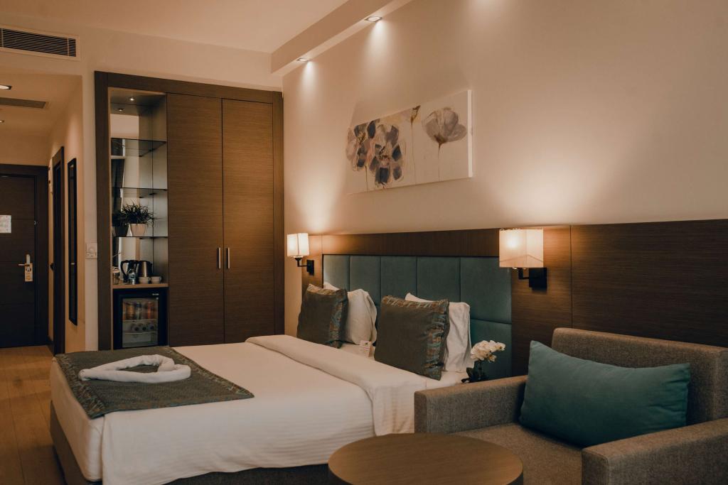 Superior Oda, Şehir Manzaralı