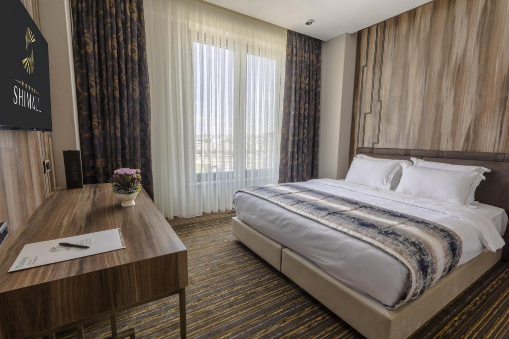 Suit Oda, Şehir Manzaralı