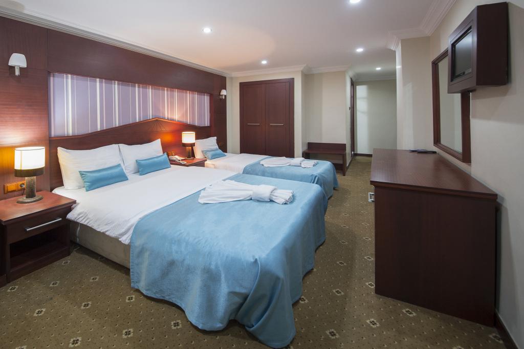 Standart Oda, Şehir Manzaralı (3 Kişilik)