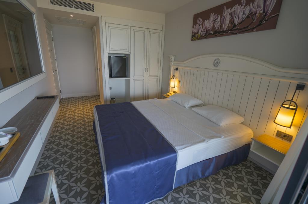 Deluxe Oda, Kısmi Deniz Manzaralı