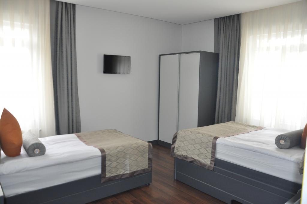 Standart Oda, Şehir Manzaralı