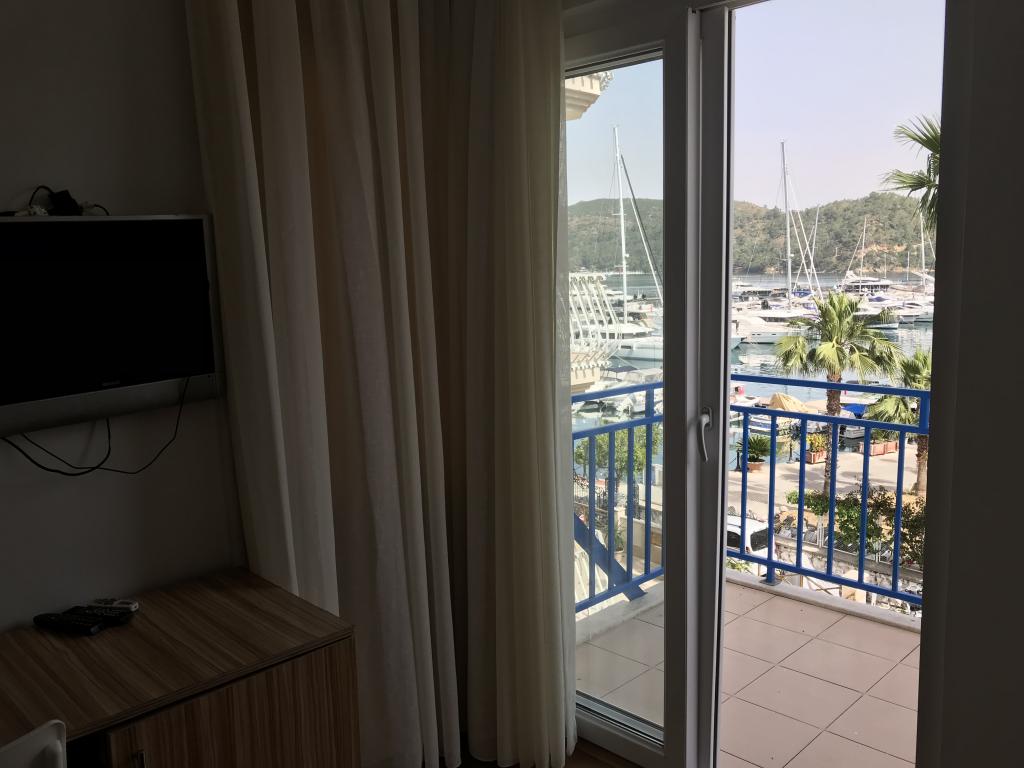 Ekonomik Oda, Deniz Manzaralı
