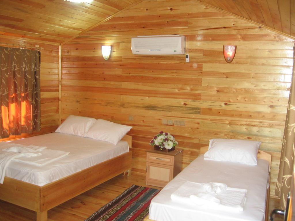 Bungalov, Bahçe Manzaralı (Balkonlu)