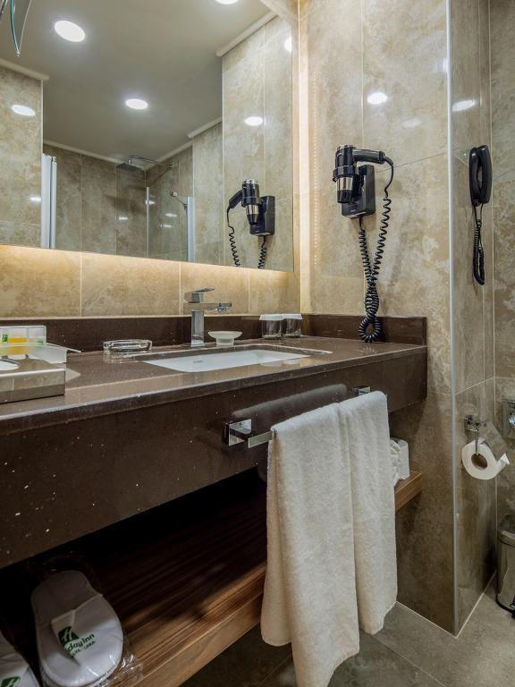 Holiday Inn Antalya Lara | Etstur