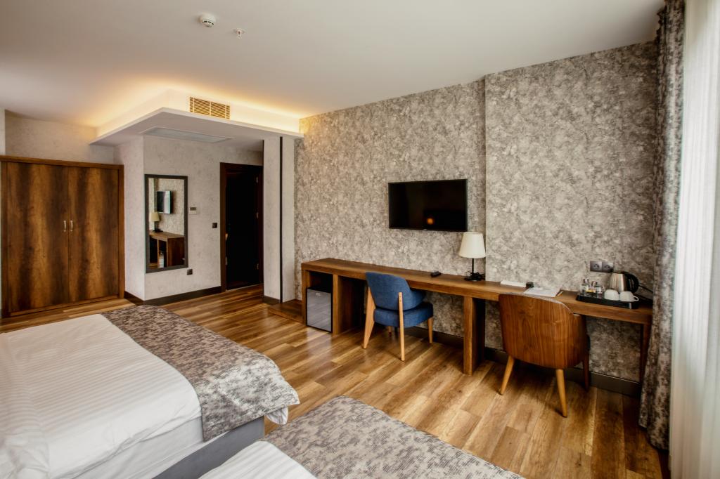 Standart Oda, Park Manzaralı (3 Kişilik)