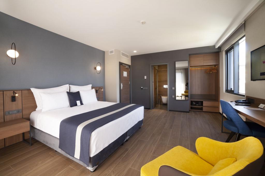 Deluxe Terrace Room, City View (Balcony, Terrace)