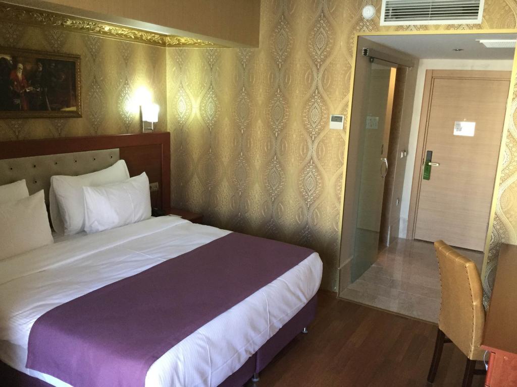 Suite Room