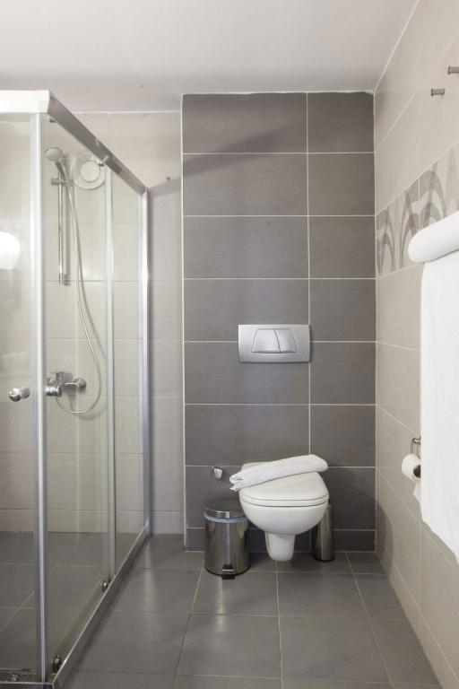 ÜÇ KİŞİLİK STANDART ODA