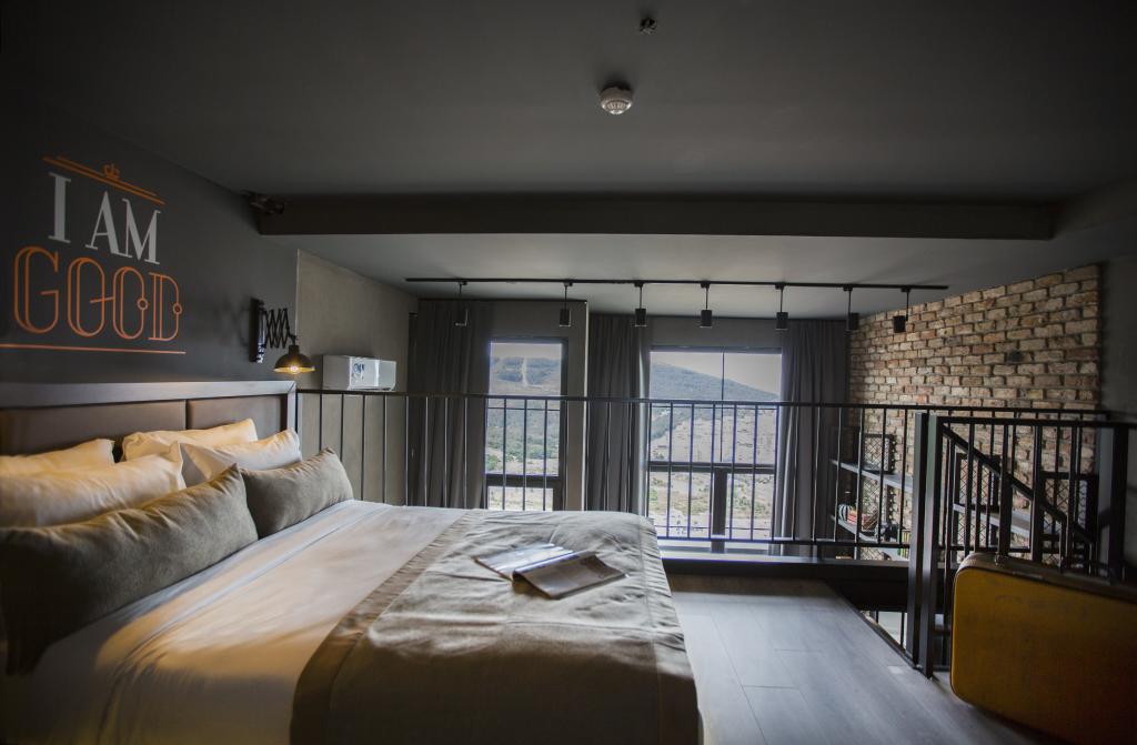 Suite Loft Room (Jacuzzi)