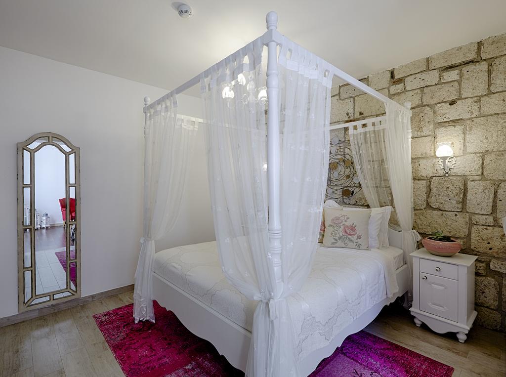 King Suite Room, Garden View (Jacuzzi)