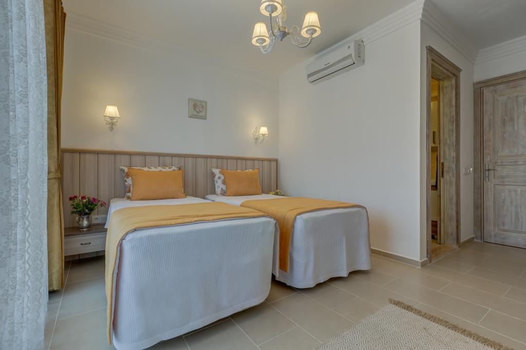 Standart Oda, Şehir Manzaralı