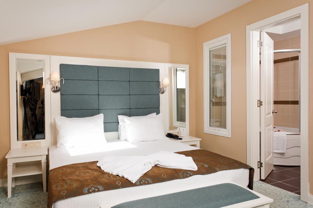 Executive Suit Oda, Deniz Veya Kara Manzaralı