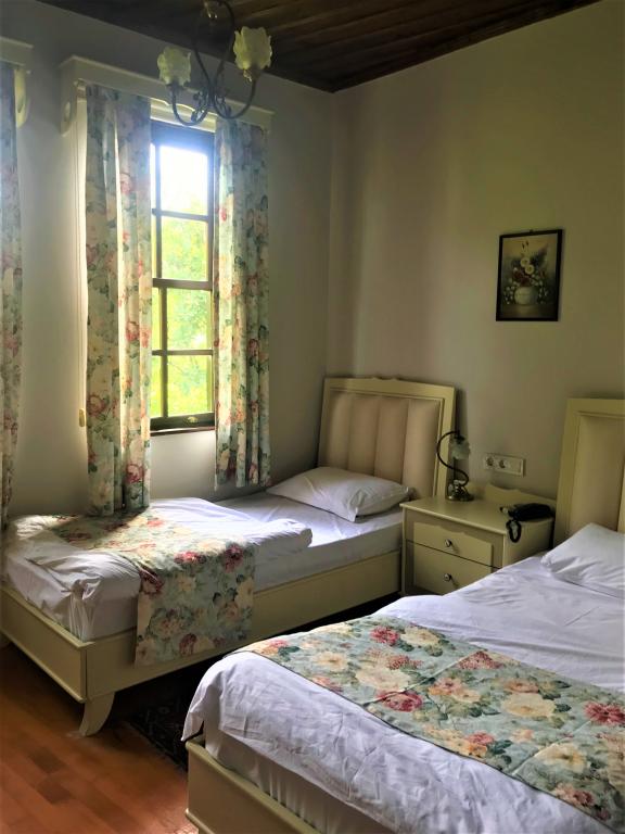 Twin Room, Garden View