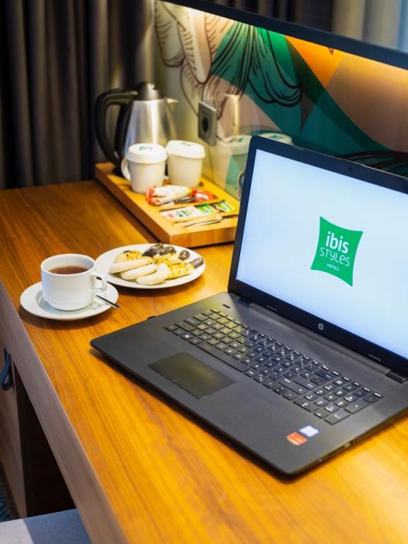 Standart Oda, Şehir Manzaralı