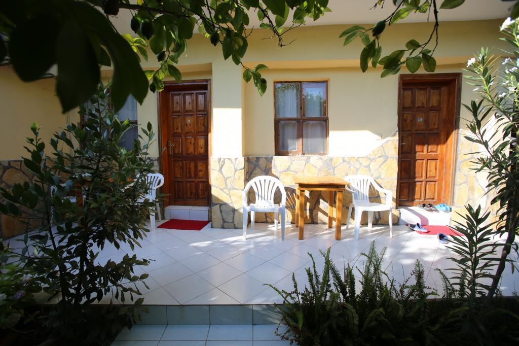 Standart Oda, Bahçe Manzaralı