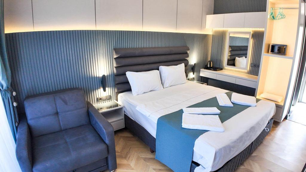 Deluxe Room, Garden View (Balcony)
