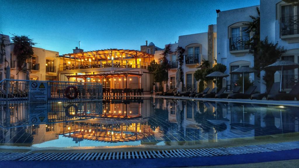 Serpina Hotel Gümbet +16