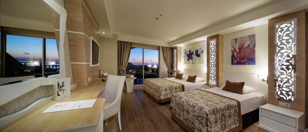 Standart Oda, Kısmi Deniz Manzaralı (Balkonlu, Teraslı)